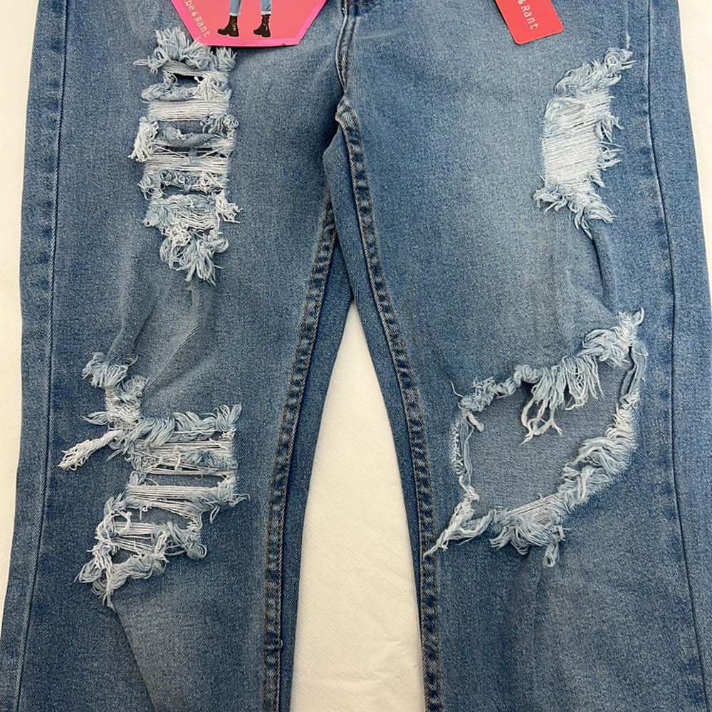 VIBE & RANT High Rise Relaxed Jeans - Picture 3 of 10